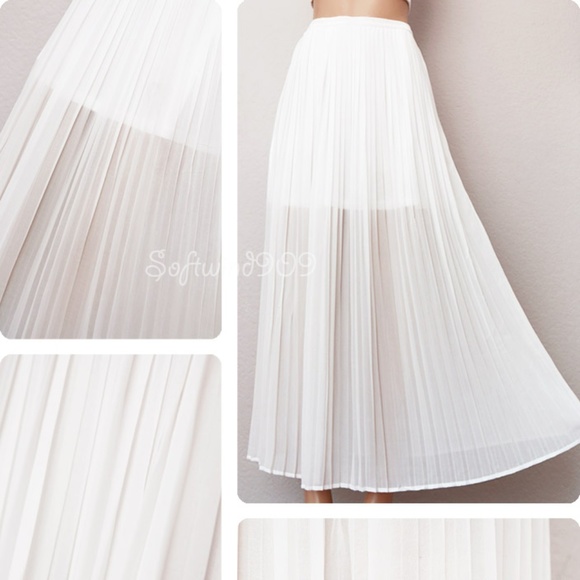 Last one ☝️ White Sheer Chiffon Pleated Long Skirt - Picture 3 of 8